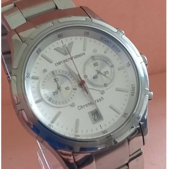 MEN's ARMANI WATCH. Stainless Steel. Lightly used. - Picture 8 of 8